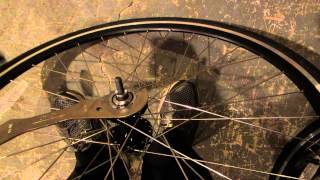 How To Remove A Bicycle Fixed Cog Bike Blogger [upl. by Nalon]