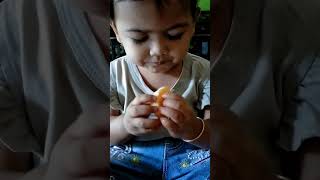 Mahreen makan jeruk 🍊 cute cutebaby funny bayiimut bayihits bayigemoyyy viralvideo shorts [upl. by Walrath]