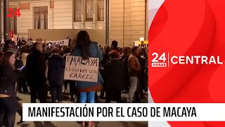 Manifestación por el caso Macaya frente a tribunales  24 Horas TVN Chile [upl. by Ahpla]