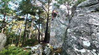 Free solo dans la Dibona de lEssonne 6c escalade Fontainebleau [upl. by Starinsky650]