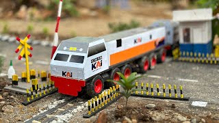 Membuat dan Merakit Miniatur Kereta Api Indonesia Lokomotif CC203 Roda Besar  Mainan Kereta Api KAI [upl. by Bernhard483]