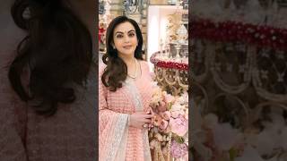 नीता अंबानी अपने बैग पर हीरे क्यों लगवाती है Nita Ambani Luxury Lifestyle mukeshambani nitaambani [upl. by Ellord]