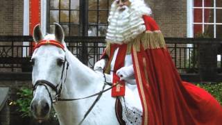 Sinterklaaslied Zachtjes gaan de paardevoetjes [upl. by Ogilvy183]