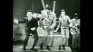 Joey Dee And The Starliters  Peppermint Twist American Bandstand 1961 [upl. by Cordell518]