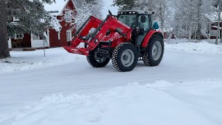 Köp Traktor Massey Ferguson 5455 på Klaravik [upl. by Refennej391]