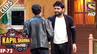 Kapil scolds a person from Audience  The Kapil Sharma Show – 7th Jan 2017 [upl. by Hannahs]