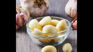 Peeling Garlic with Blade Cover Peeler [upl. by Akemrej]