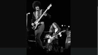 Thin Lizzy  Massacre Live Seattle 1977 [upl. by Vachel]