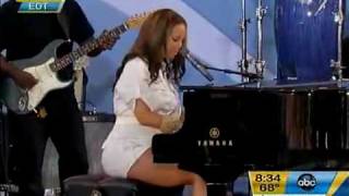 Alicia Keys  quotEmpire State of Mindquot Live  Good Morning America 2010 [upl. by Tabby]