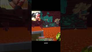 UNO REVERSE 🗿 yessmartypieedit minecraft manhunter shortvideo shorts minecraft [upl. by Wilton]