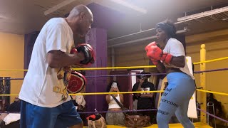 Claressa Shields vs Vanessa LepageJoanisse Media Workout [upl. by Mannuela]