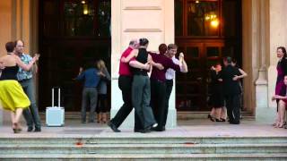 Street Tango an der Alten Oper 1 [upl. by Akemal]