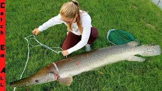 GIANT GAR FISH in LOUISIANA [upl. by Delano]