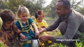 Peshawari Qehwa Recipe  Peshawari Kehwa  Green Tea by Mubashir Saddique  Village Food Secrets [upl. by Netsyrk854]