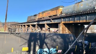 Train With 7 Locomotives Goes Under Train On Bridge Heritage Unit Leads Train With 2 DPUs West Va [upl. by Cicenia]