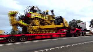 🚛 K amp S Heavy Haulage Kenworth T909 D2893 moving a CAT D10 dozer for BHP 20 July 2024 [upl. by Ataeb]