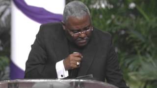 Bishop Delano Ellis Holy Conv 2007 Bishop Ellis 100yrs  Memphis Full message [upl. by Aronle337]