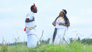 Okaash fi Faaxumaa Bareedduu Afran aqloo  New Ethiopian Oromo Music 2019Official Video [upl. by Ahsirt]