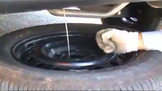 XUV500 W8  Changing flat tyre and resetting TPMS [upl. by Eddy590]