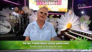 Brolle  Fredrik Akare och Cecilia Lind Live  Lotta pa Liseberg 2011 [upl. by Levenson118]