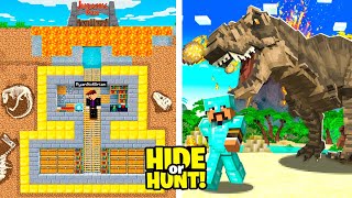 100 Players Compete in a Minecraft JURASSIC Hide or Hunt [upl. by Gwenneth997]