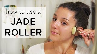 HOW TO USE A JADE ROLLER ‣‣ Reduce Wrinkles amp Eye Bags [upl. by Volkan830]