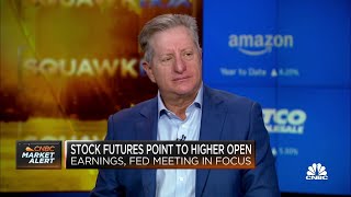 Theres no evidence of a recession so far says Neuberger Bermans Steve Eisman [upl. by Anoed]