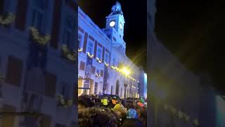 Campanadas puerta del sol ¡feliz 2018 [upl. by Euqinehs]