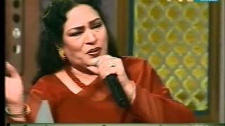 Tasawar Khanum  Agar Tum Mil Jao Zamana Chor Denge Hum Mehfil E Shab PTV [upl. by Sivram]