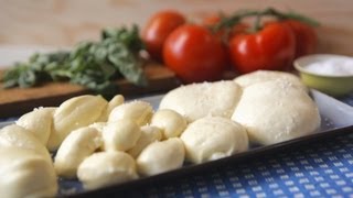 Rezept Käse selber machen  Mozzarella  Allrecipes Deutschland [upl. by Tanney748]