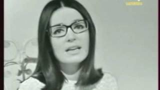 Nana Mouskouri  À la porte du jardin [upl. by Havard777]