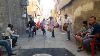 Gaziantep Davul Zurna İsmetin Kına öncesi davul şov [upl. by Hansiain108]