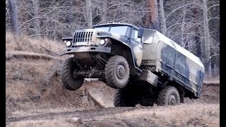 Russian Truck Drivers in Extreme Condition 2014 NEW  Siberian Off Road [upl. by Partan]