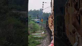 17320 Hyderabad Hubballi Express Crossing Lingampally Umdanagar MMTS [upl. by Einnahpets454]