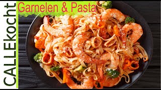 Pasta mit Garnelen in frecher Tomatensoße  Mein schnelles Rezept [upl. by Otreblasiul]