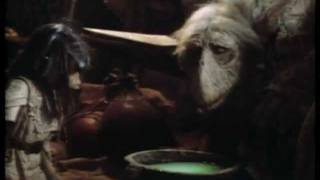 Jim Hensons The Dark Crystal 1982  Trailer english [upl. by Collbaith]