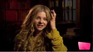 The Fifth Wave Cast Official Movie Interview  Moretz Robinson Monroe Roe  ScreenSlam [upl. by Veal]