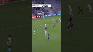 Adriana made this look incredibly easy 😮‍💨 Spoiler Alert Its not nwsl [upl. by Saixela]