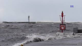 Ustka 2019 cofka Sztorm na Bałtyku [upl. by Bert]