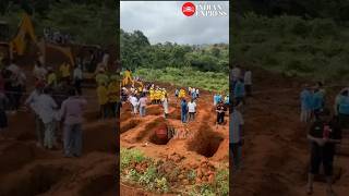 Volunteers preparing the grave yard for cremating the unidentified bodies from the Wayanad Landslide [upl. by Mistrot]