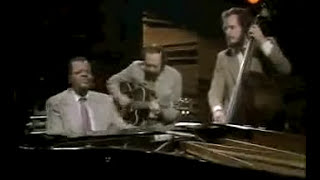 Oscar Peterson  Watch What Happens 1974 [upl. by Miarhpe]