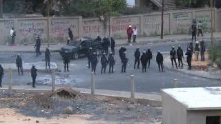 Sénégal affrontements entre étudiants et policiers à Dakar [upl. by Ramat101]