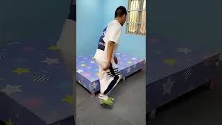 ARRUMANDO O QUARTO SUJO PARA RECEBER OS AMIGOS DO FUTEBOL shorts [upl. by Ennairda]