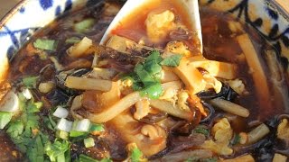 Chinese Hot amp Sour Soup 酸辣湯 Chinese traditional recipe  Morgane Recipes [upl. by Attenoj876]