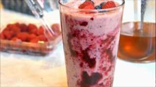 Berries Banana Smoothie เบอร์รี่สมูทตี้ [upl. by Aikemehs]