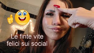 13VLOGMAS LE FINTE VITE FELICI SUI SOCIAL [upl. by Elvira]