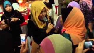 Najwa Latif  kosong live [upl. by Chisholm]