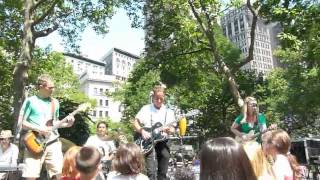 Mad Sq Kids 2012  David Weinstone and the Music for Aardvarks Band [upl. by Azenav84]