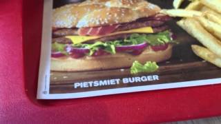 PIETSMIET BURGER bei Mcdonalds [upl. by Fair]