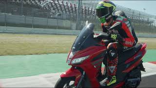 APRILIA SXR 50 prova in pista [upl. by Annawaj]